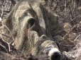Іноді одного пострілу можна чекати більше доби: Українські морпіхи розповіли про роботу снайперів у парі (відео)