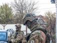 Переховувався в Росії, воював на Донбасі на стороні України: У Дніпрі затримано підозрюваного у вбивстві 13-річної давності (фото)